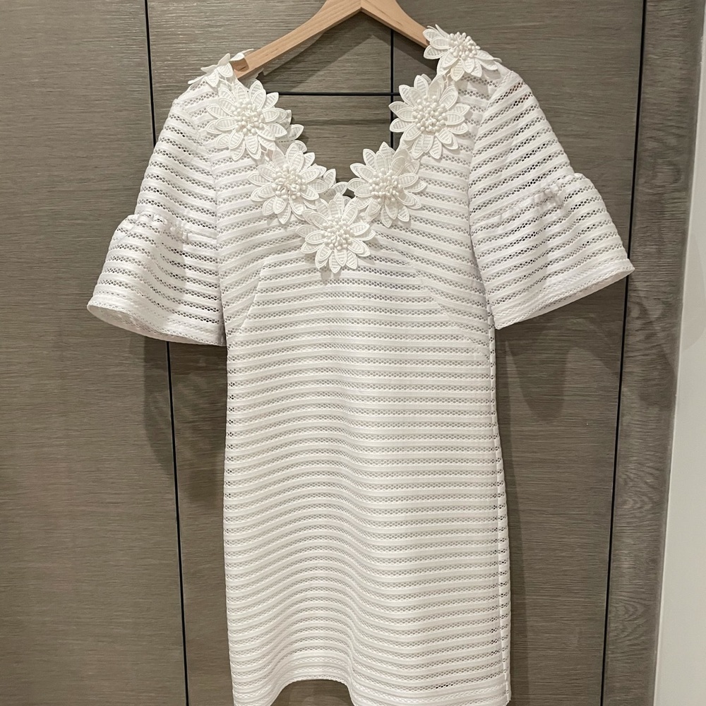Balmain Paris White 3D Floral Appliqué Knit Dress Size 38 Made in Italy Rare